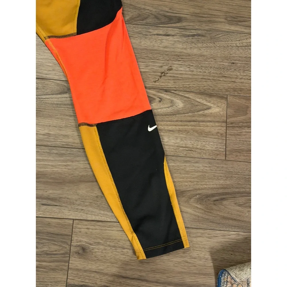 Nike Power Hyper Tight Fit Colorblock Leggings Wheat Black XL AQ0377-790